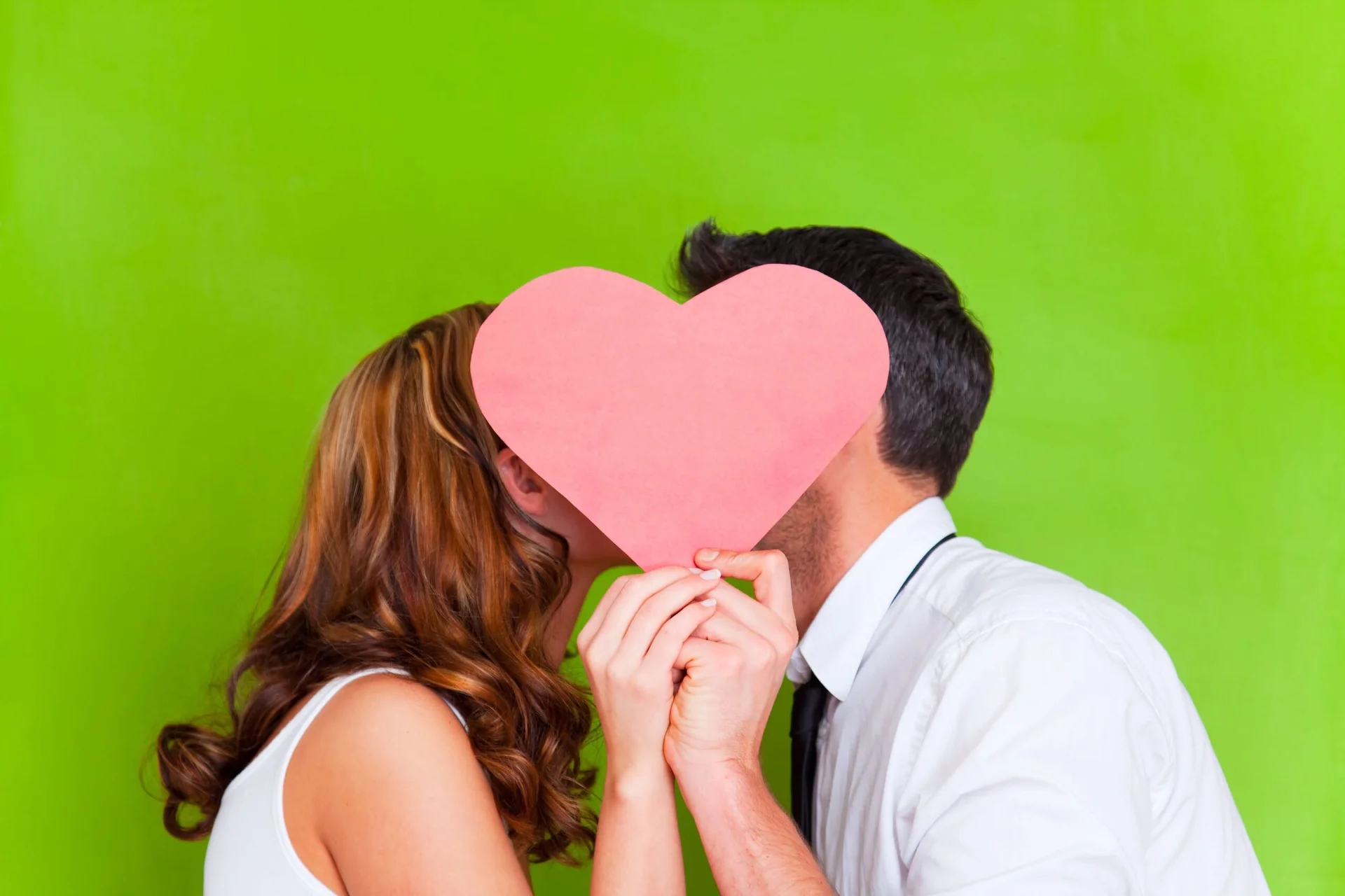 Enjoy Our Tee-rific Valentine’s Day Deals! 😍